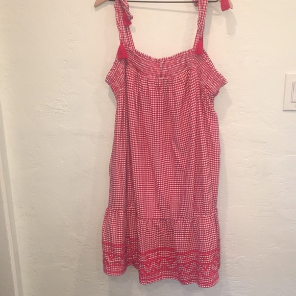 Old Navy Red Gingham Babydoll Dress with Embroidered Hem XL - Picture 9 of 10